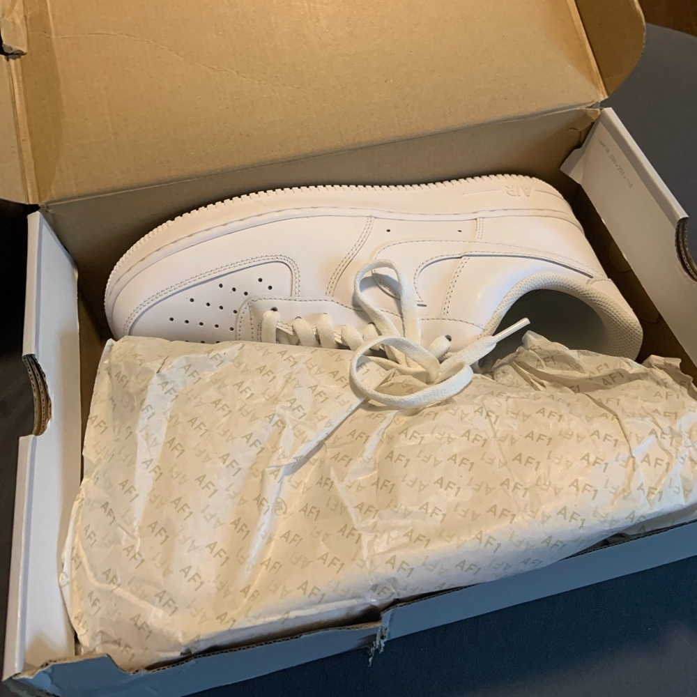 Nike Air Force one 11.5 W. Brand new